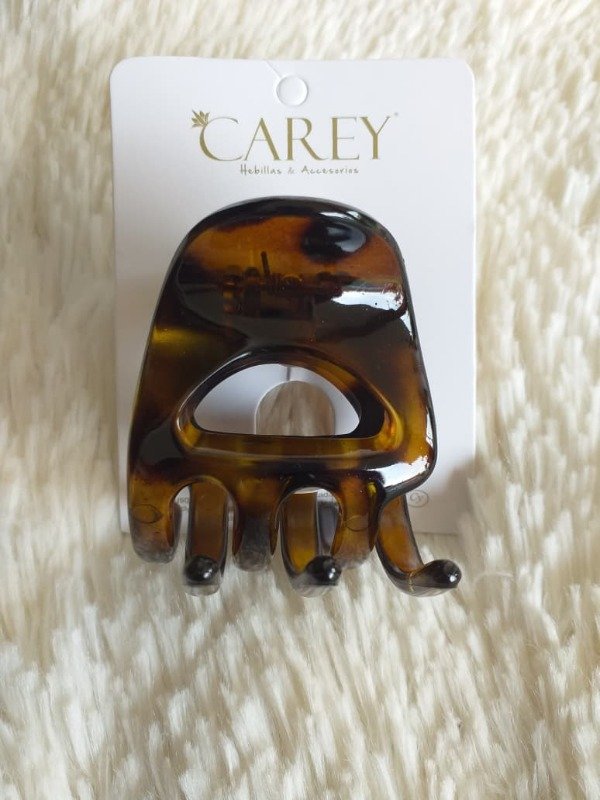 Producto - CAREY C6136 Broche Liso Calado grande