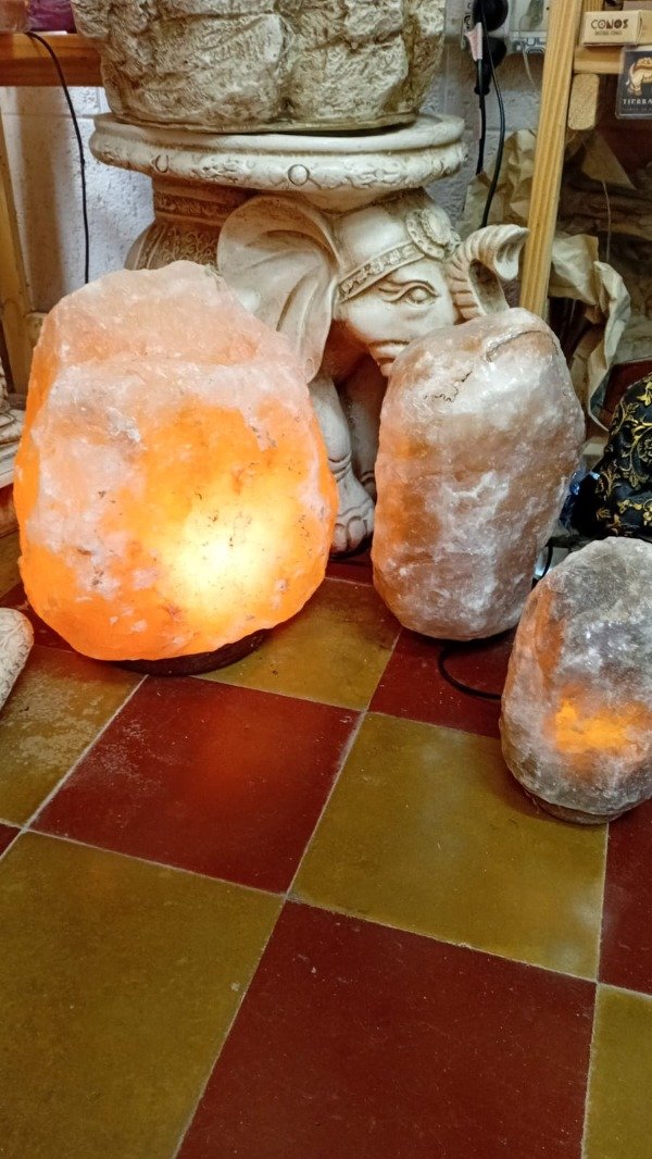 Producto - Lampara de Sal en Piedra - 3 kg