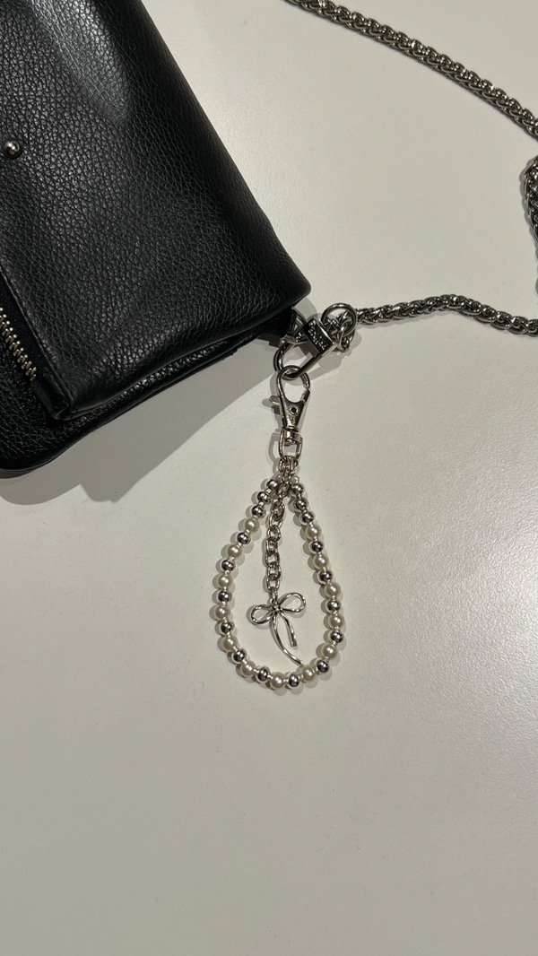 Producto - Charm Perlas y Moño
