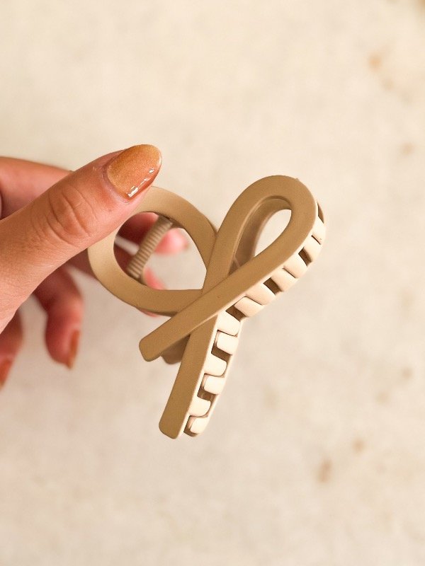 Producto - Broche Beige