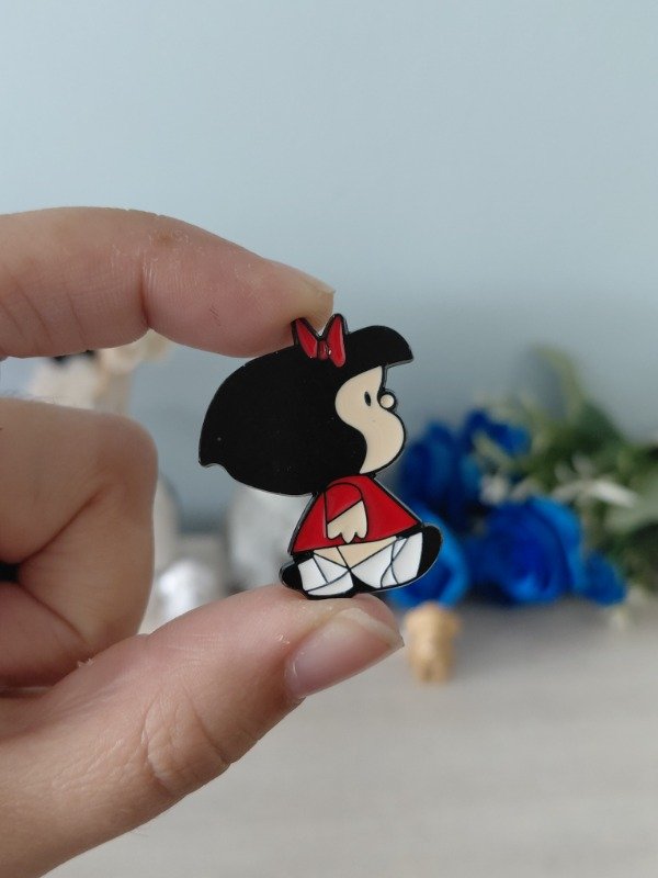 Producto - Pin metalizado - Mafalda #0644