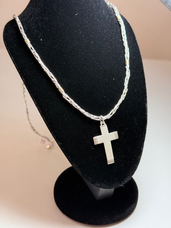 Producto - Cadena plata y oro con dije cruz - 1