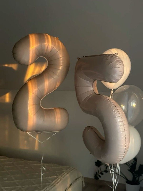 Producto - Globo Número Crema 32"