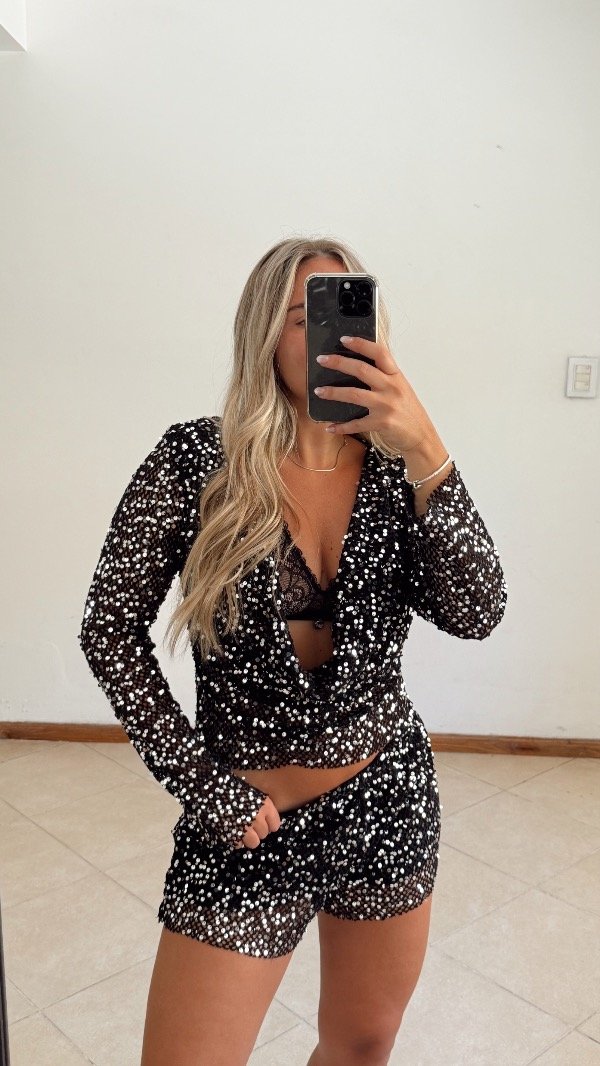 Producto - Remera glow negra