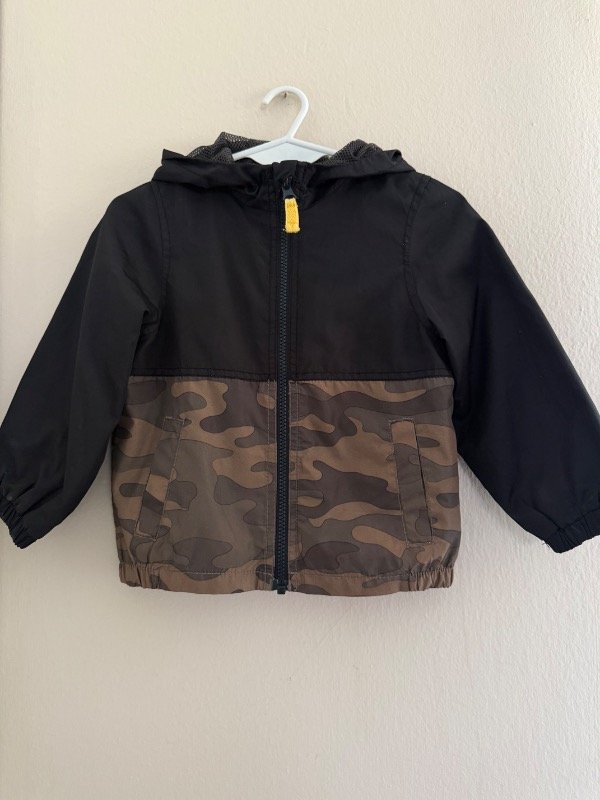 Producto - Rompe viento CARTERS 3 años sp223