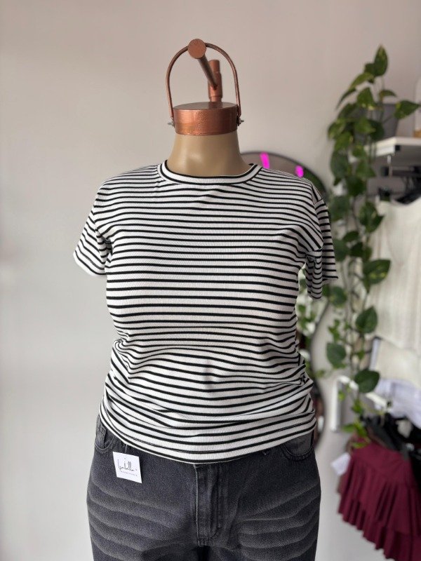 Producto - Remera rayada morley