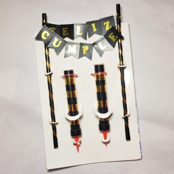 Producto - Set banderines FELIZ CUMPLE + bengalas negro y dorado