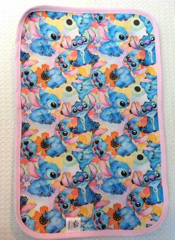 Producto - MANTEL INDIVIDUAL STICH con rosado - 2
