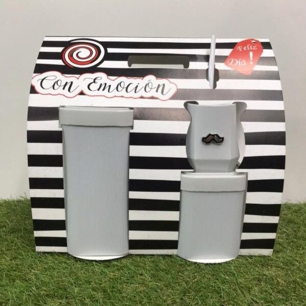 Producto - Set Matero Papá Gris