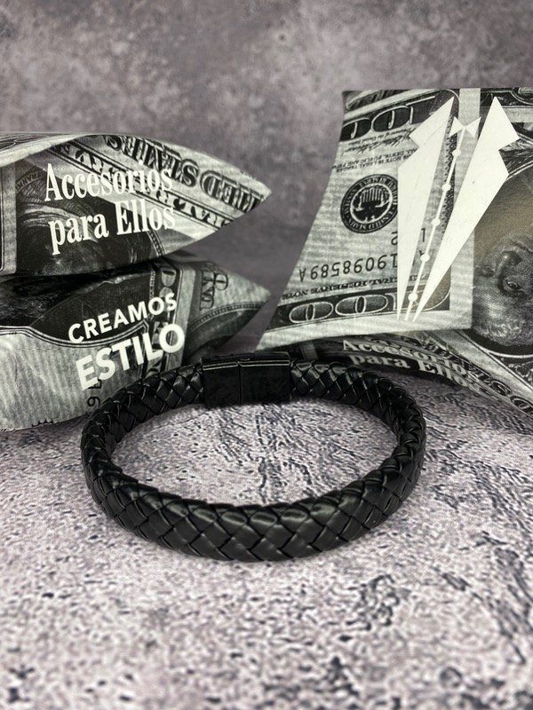 Producto - Pulsera imantada de cuero trenzado