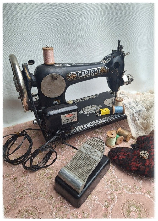 Producto - Maquina de Coser CABIRO con motor y pedal - 0