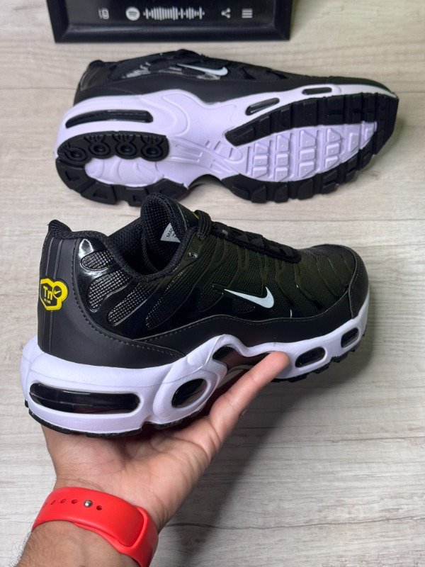 Producto - Nike Air Max Plus TN - 2