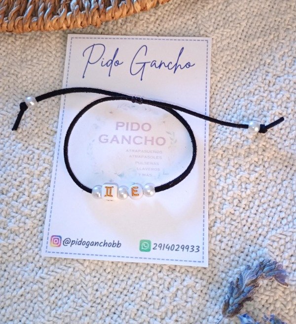 Producto - Pulsera de gamuza - signo del zodíaco y letra