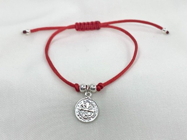 Producto - Pulsera de Hilo de seda macramé ROJA SAN BENITO