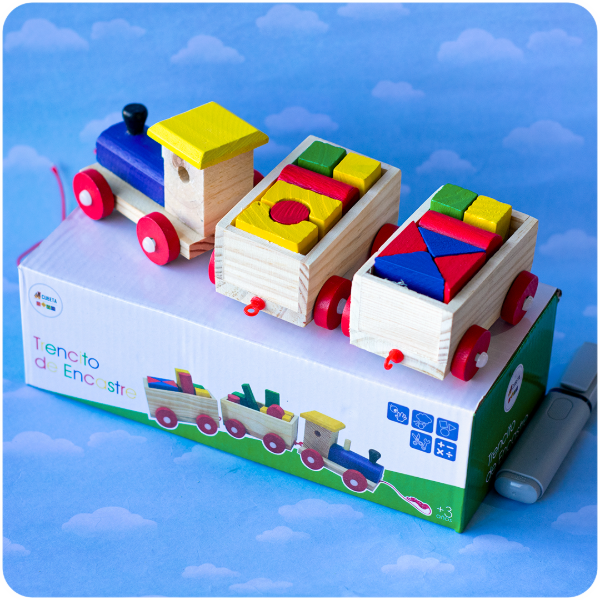 Producto - Tren Didáctico de Madera con Bloques Geométricos