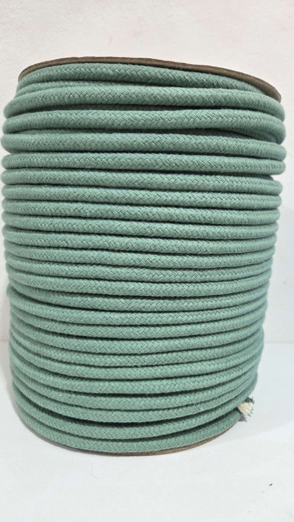 Producto - Cordon de algodón trenzado 7mm VERDE EUCALIPTUS