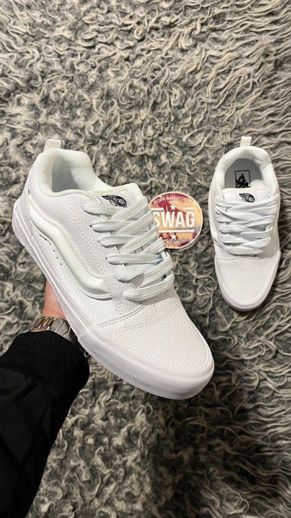 Producto - KNU TRIPLE WHITE