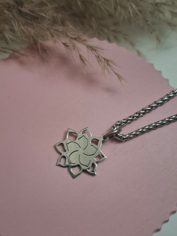 Producto - Collar Suculenta