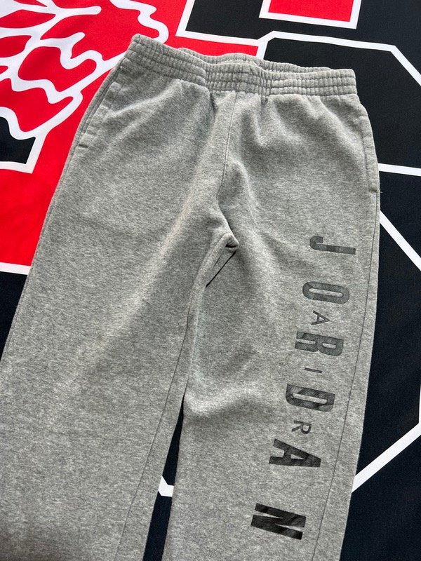Producto - Jogging Jordan Air. Talle XS