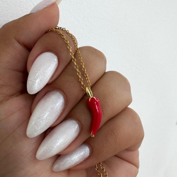 Producto - CONJUNTO DORADO CUERNITO ROJO