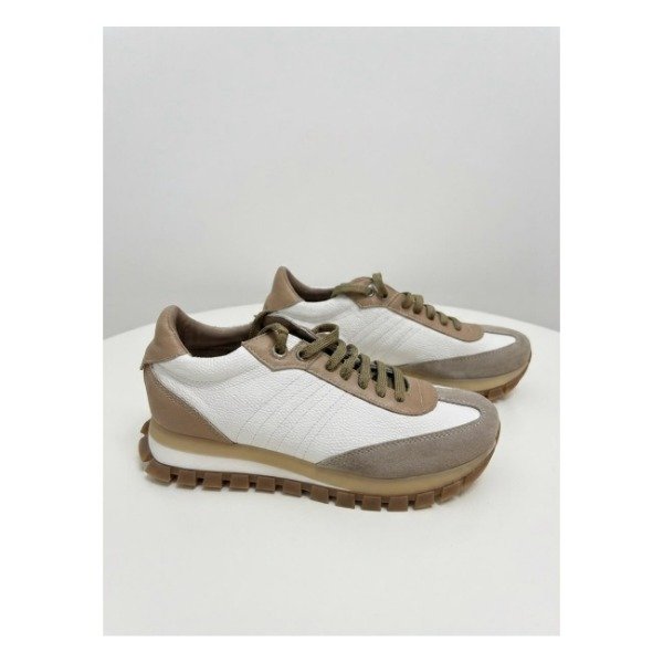 Producto - Zapatillas de cuero