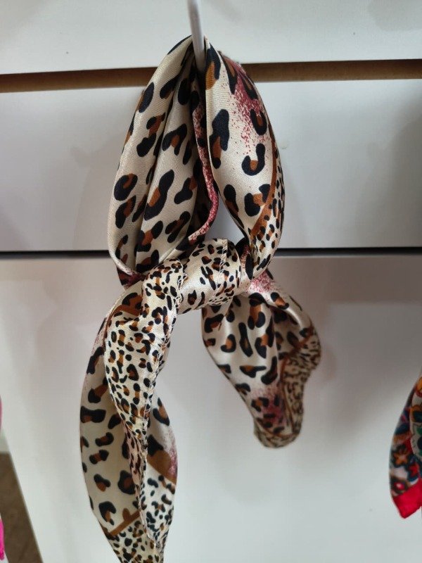 Producto - Pañuelo animal print