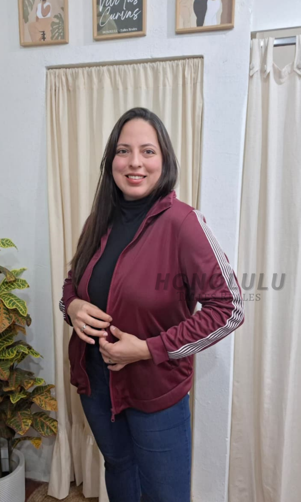 Producto - Campera deportiva Bordo - 6