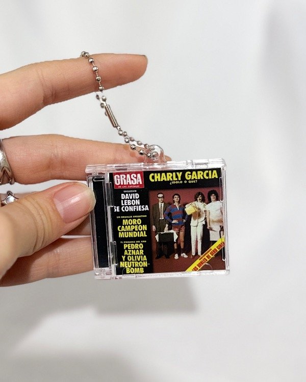Producto - Llavero Mini Cd LA GRASA DE LAS CAPITALES Serú Giran  con NFC - Llaveros