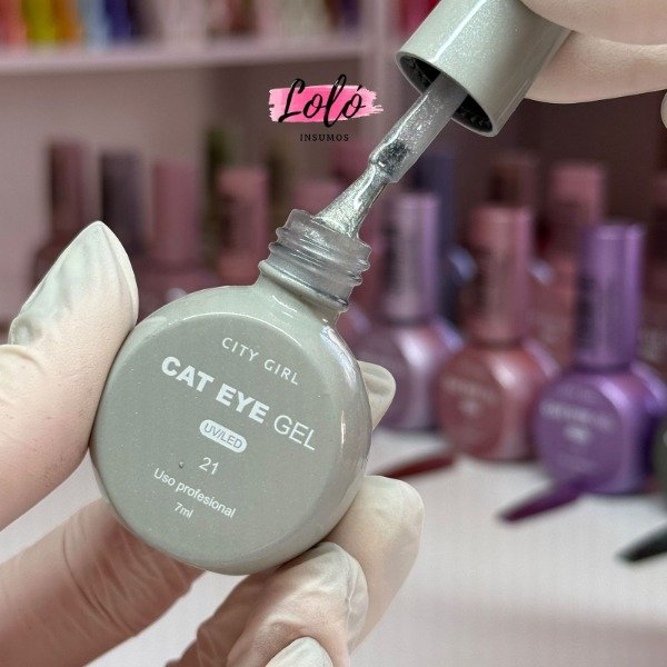 Producto - Esmalte semi 7ml City Girl Cat Eye - 21