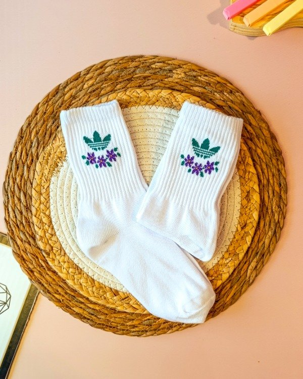 Producto - TENNIS ALGODÓN AD LOGO VERDE Y FLORES