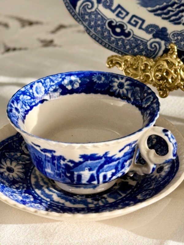 Producto - Taza y plato de té Adams - 1