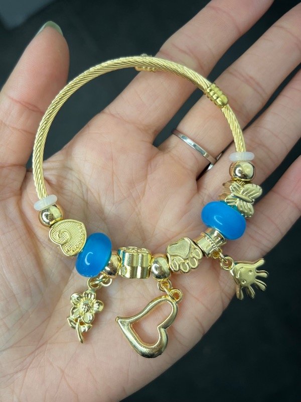 Producto - Pandora dorada 2