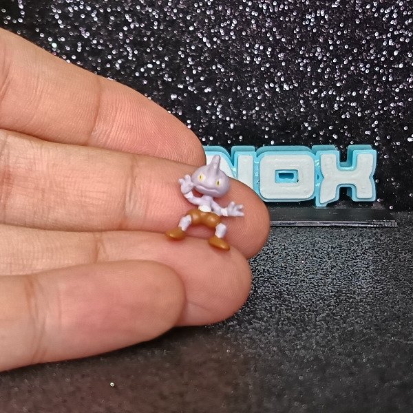 Producto - Tyrogue ZUKAN