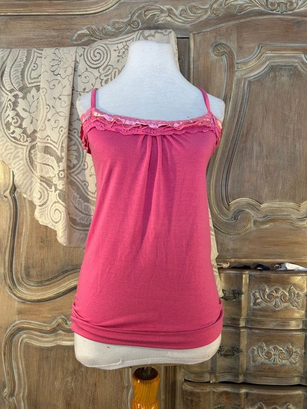 Producto - Musculosa Fucsia