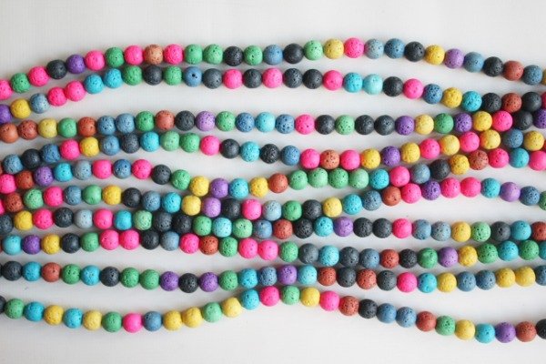 Producto - Piedra Volcánica Multicolor 8 mm