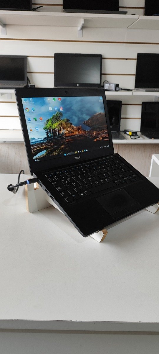 Producto - DELL LATITUDE 5280 CORE I5 7300U / 8GB / 256GB - 1