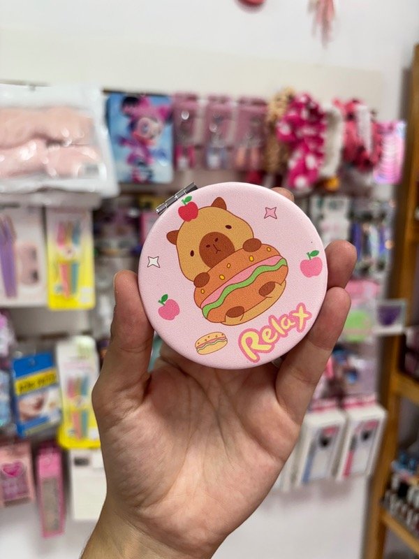 Producto - Espejo de cartera capibara