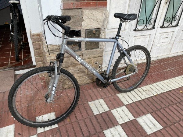 Producto - BICICLETA MTB ZENITH RODADO 26 CAMBIOS SHIMANO DET EN RAYOS #10762