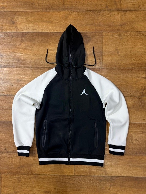 Producto - CAMPERA JORDAN