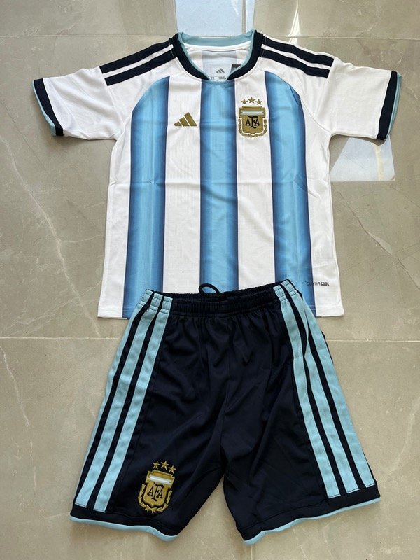 Producto - Kit de niño ARG 2026