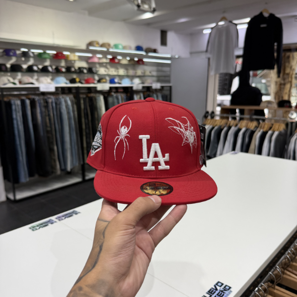 Producto - Gorra LA Araña Roja