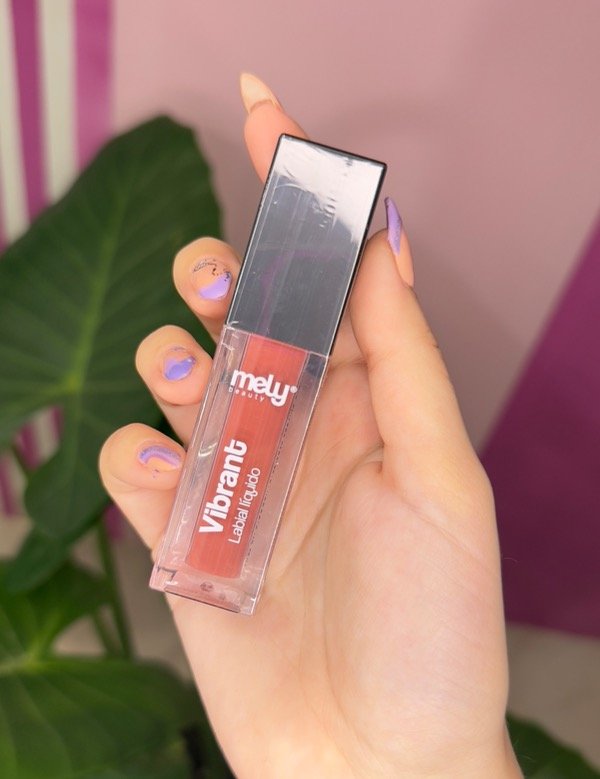 Producto - LABIAL MATTE VIBRANT MELY