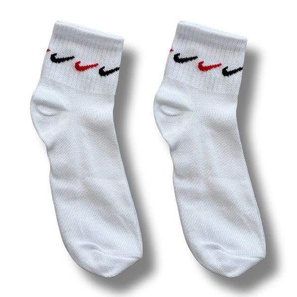 Producto - Nike Pipa Negra y Roja - Soquetes Altos