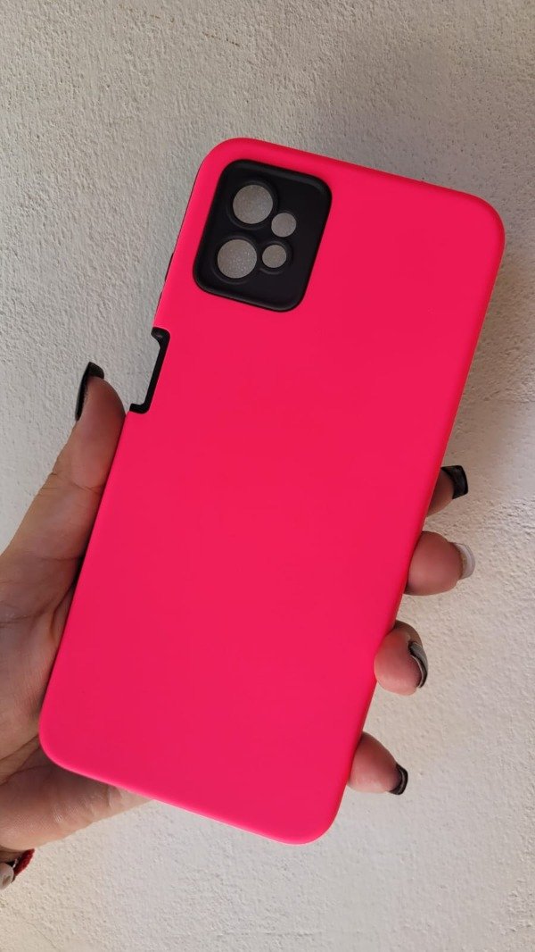 Producto - G32 funda antigolpe fucsia