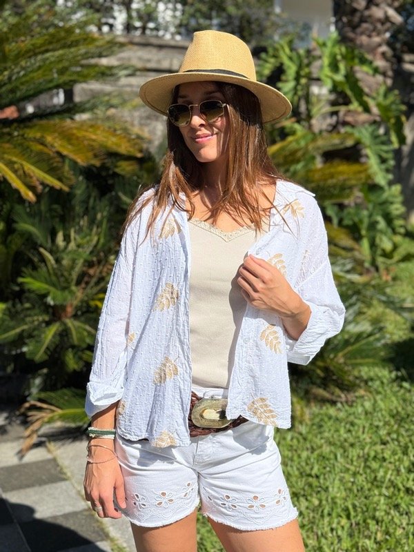 Producto - Camisa de plumetí bordada