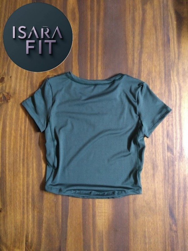 Producto - Remera Fit Verde Aura - 1