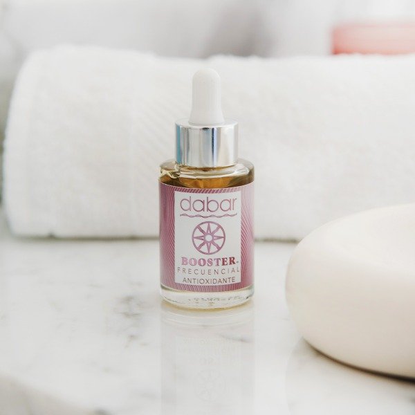 Producto - Serum Booster Auric Glow Antioxidante Hipoalergénico Vegan Sin Gluten Dabar 30ml