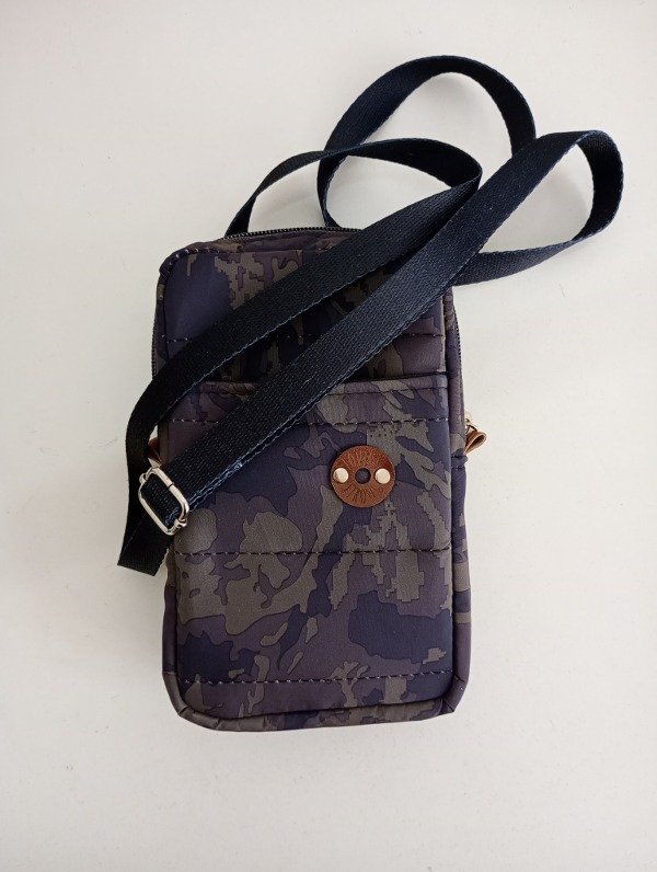 Producto - Mini Bag "La Plata" camuflado oscuro/negro