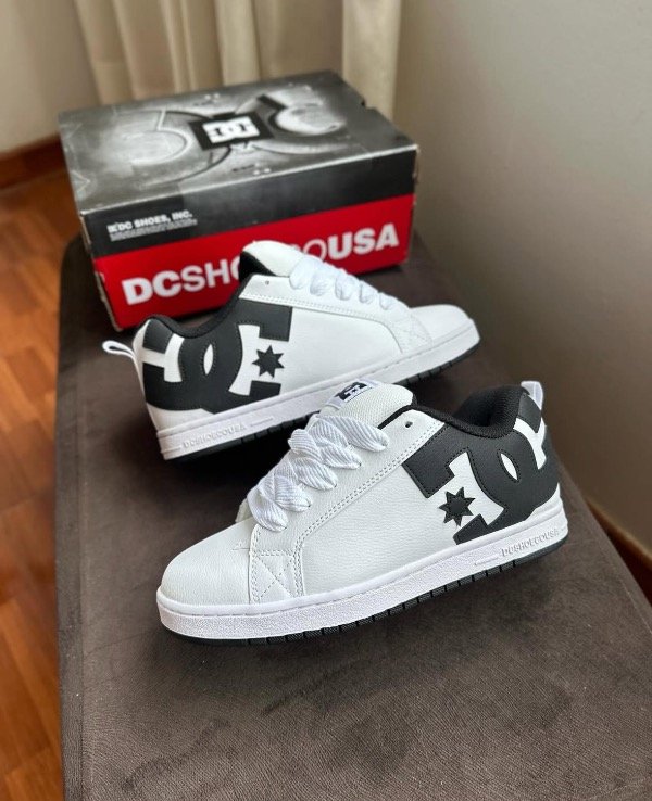 Producto - DC - Blanca/Negra