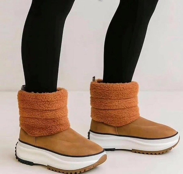 Producto - PANTUBOTAS CON CORDERITO 40/41